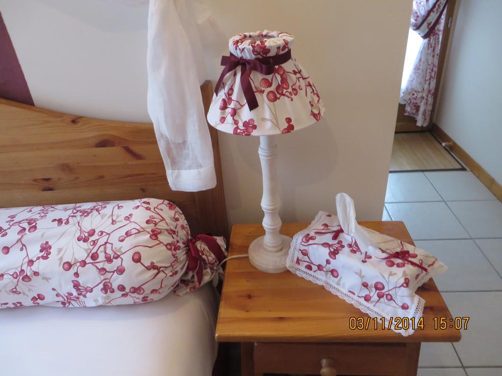 Chambres D'Hotes Au Temps Des Cerises Jumièges Pokoj fotografie