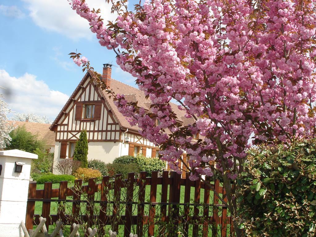 Chambres D'Hotes Au Temps Des Cerises Jumièges Exteriér fotografie